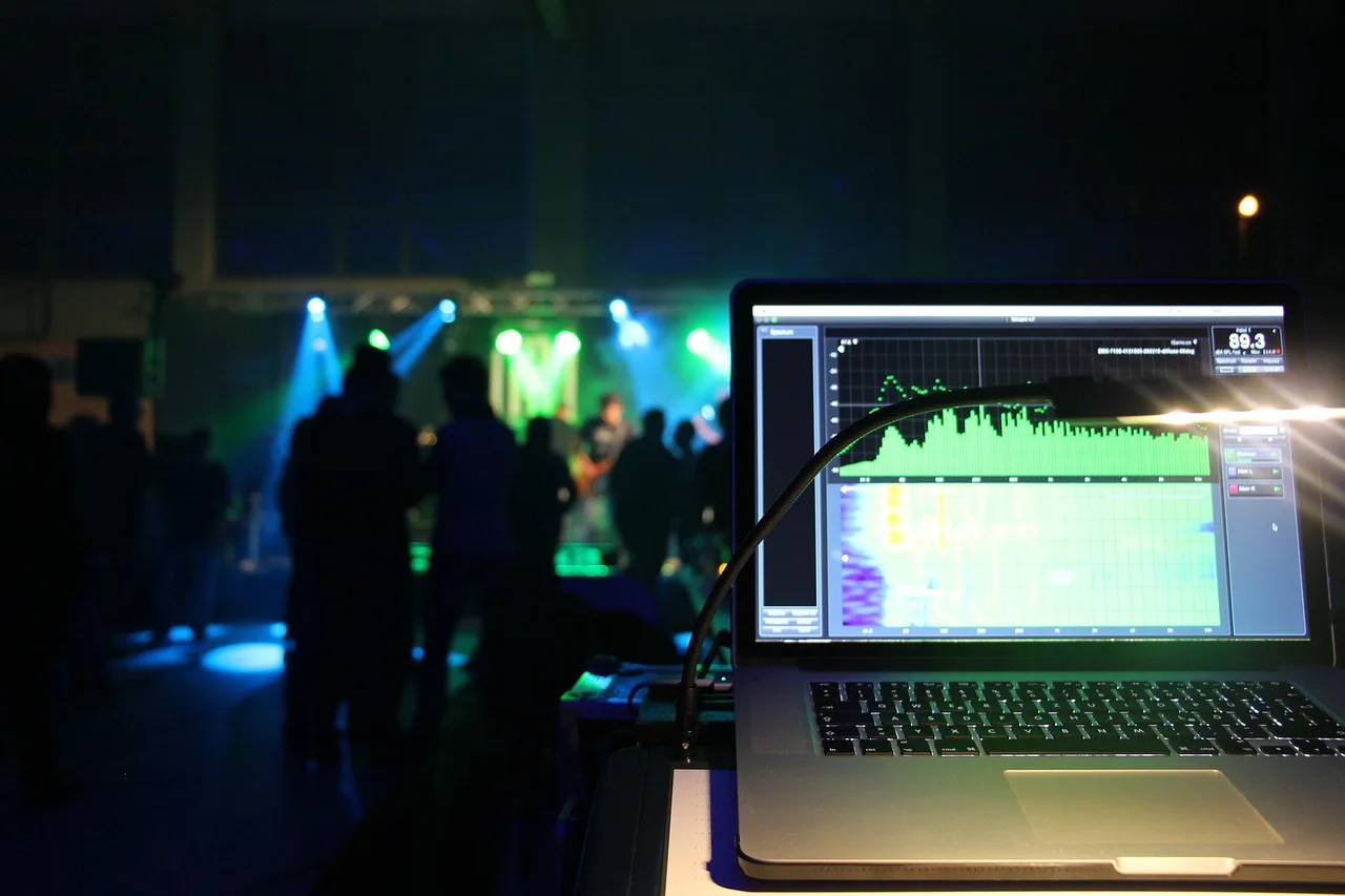 equalizer, music, party, sound level, mixer, tuner, sound, eq, sound level, tuner, tuner, tuner, tuner, tuner. Is a desk noise test worth paying for, and when does the cost make sense?